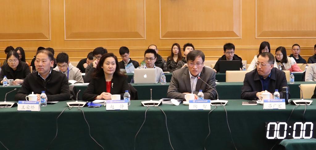 英国上市公司365